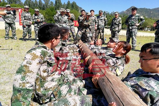 北京军训：只有优秀的团队才能塑造真正的英雄